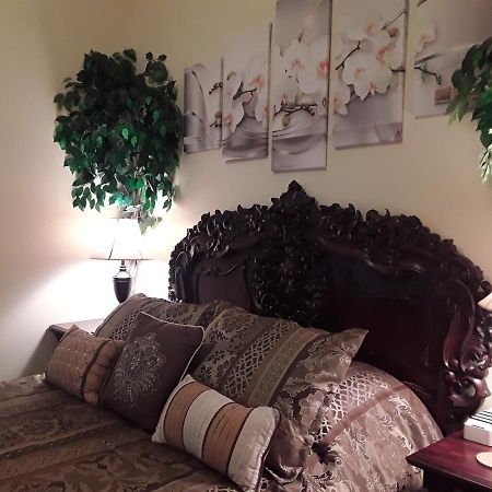 Lions Gate Manor Bed & Breakfast Lava Hot Springs Exterior photo
