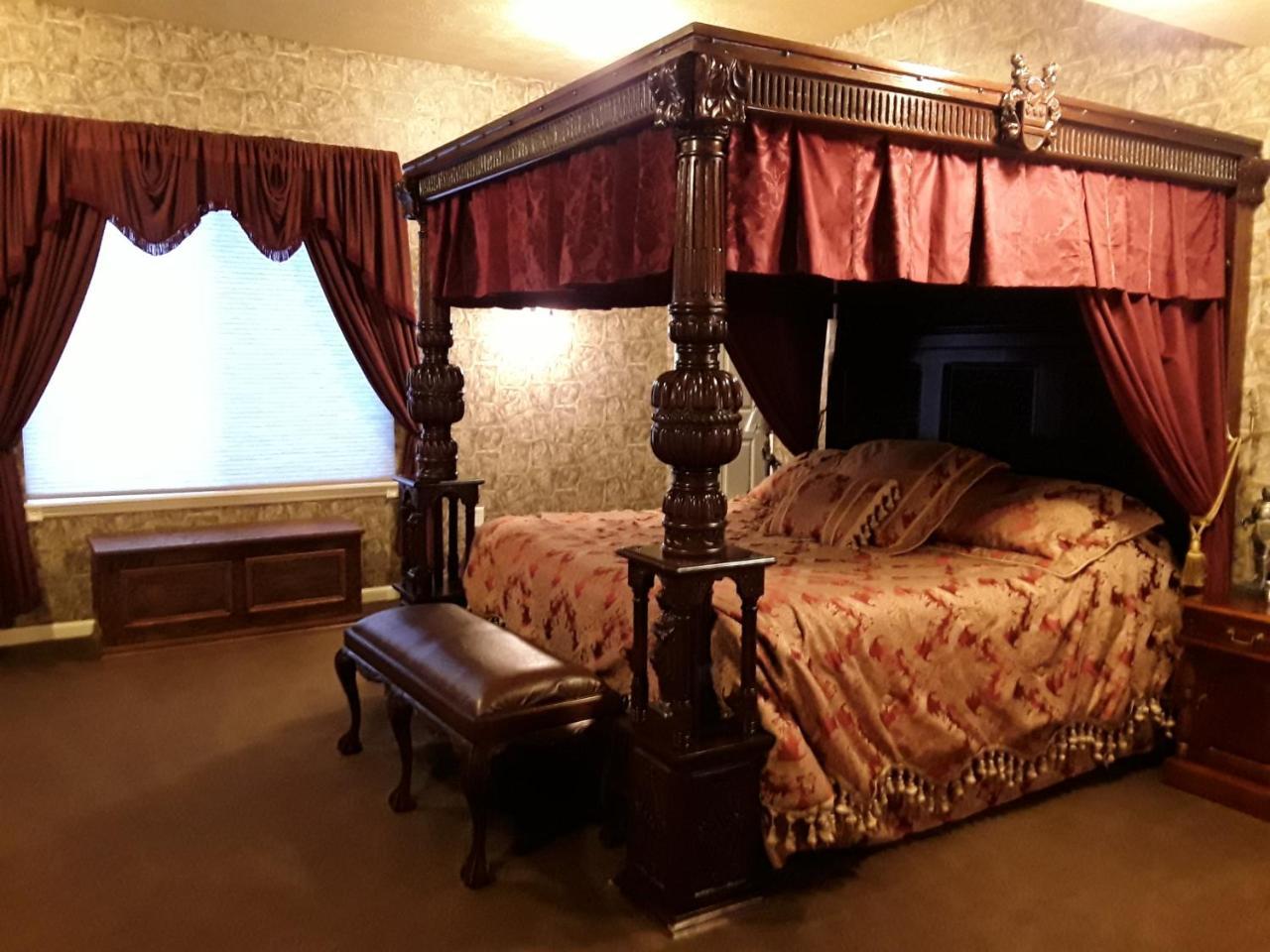 Lions Gate Manor Bed & Breakfast Lava Hot Springs Exterior photo