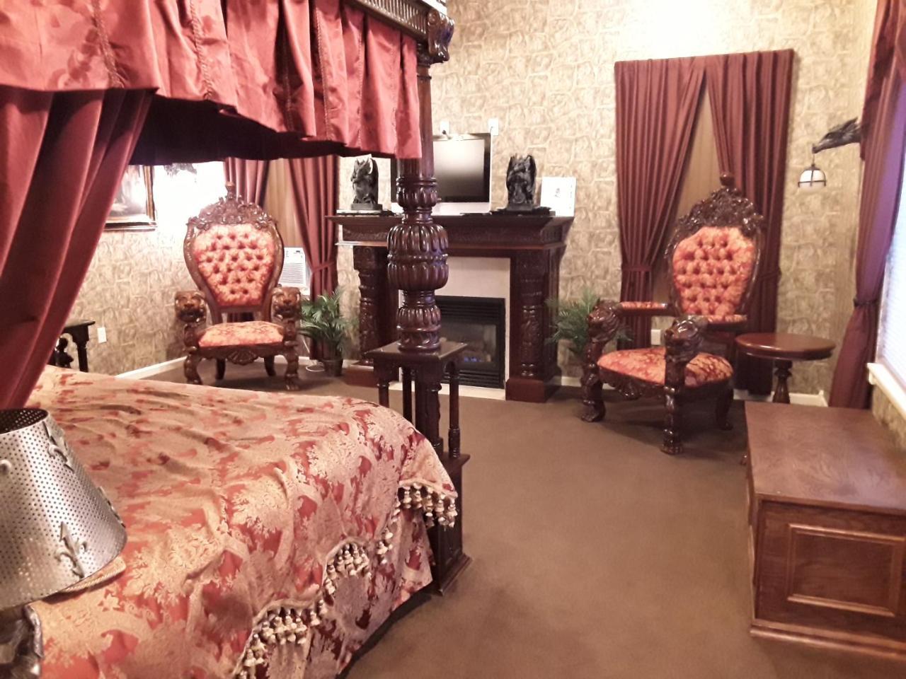 Lions Gate Manor Bed & Breakfast Lava Hot Springs Exterior photo